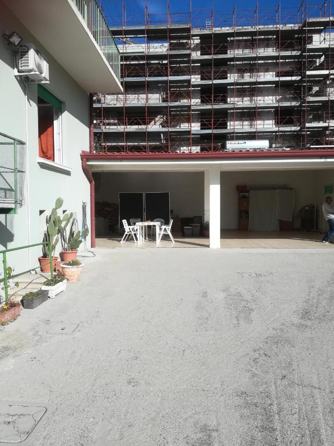 Gorizia Vacanze Appartamento In Villa Con Parcheggio Exteriör bild